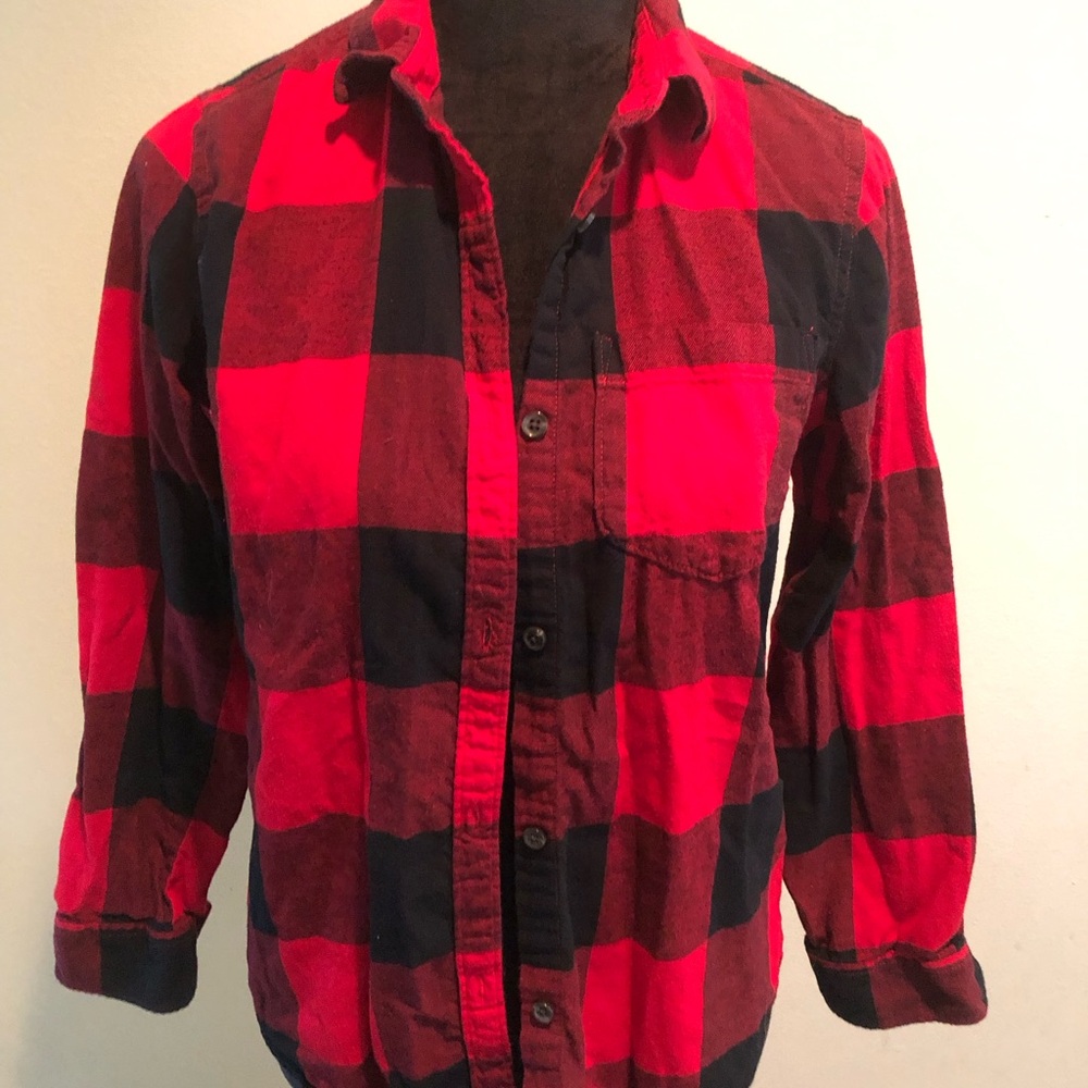 Old Navy Red and Black Plaid Shirt